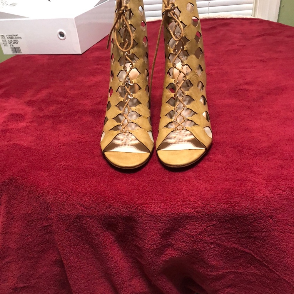 Caramel shootie